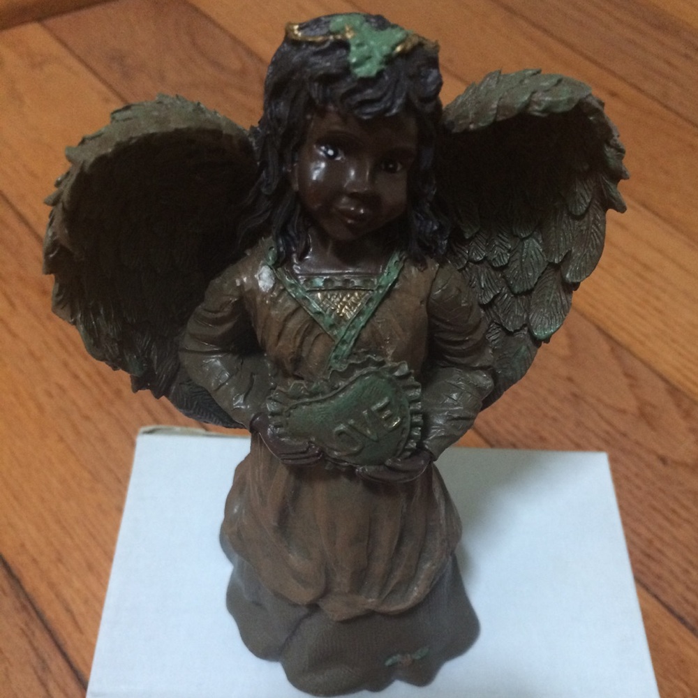 Angel statue, African